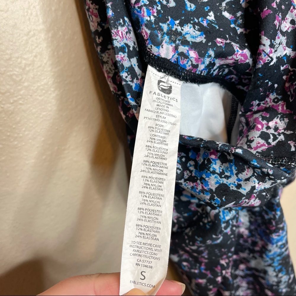 Fabletics Define High Waisted Leggings Size Small - image 6